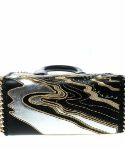 Discount ๐ Stella McCartney Black Leather Tiny Hawallan Embroidered Top Handle Shoulder Bag For ๐ฉ Women ๐ 18 Discount ๐ Stella McCartney Black Leather Tiny Hawallan Embroidered Top Handle Shoulder Bag For ๐ฉ Women ๐ -Stella McCartney Shop luxury women stella mccartney new handbags p168009 005