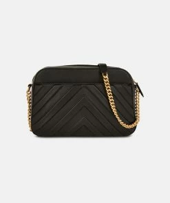 Cheapest 🧨 Stella McCartney Black Quilted Faux Leather Medium Star Shoulder Bag For 👩 Women 👏 -Stella McCartney Shop luxury women stella mccartney new handbags p178457 001