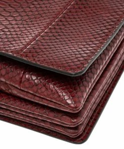 Best Pirce 🌟 Stella McCartney Burgundy Python Faux Leather Clutch For 👩 Women 🥰 -Stella McCartney Shop luxury women stella mccartney new handbags p561633 005