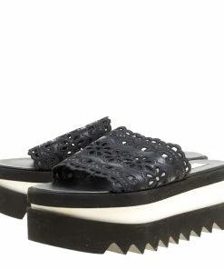Outlet 🛒 Stella McCartney Black Faux Leather Floral Eyelet Embroidered Platform Slides Size 38 For 👩 Women 🤩 -Stella McCartney Shop luxury women stella mccartney new shoes p154587 0004