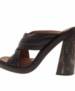 Coupon ⌛ Stella McCartney Brown Faux Leather Veneer CrissCross Slides Size 39 For 👩 Women ✔️ -Stella McCartney Shop luxury women stella mccartney new shoes p2525 003