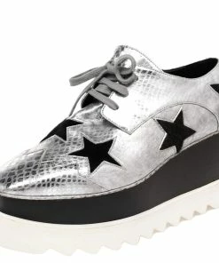 Outlet 💯 Stella McCartney Metallic Silver Python Effect Faux Leather And Faux Fur Elyse Star Platform Derby Size 37 For 👩 Women 😉