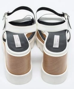 Deals 💯 Stella McCartney White Faux Leather Ankle Strap Wedge 🩴 Sandals Size 39.5 For 👩 Women 👏 -Stella McCartney Shop luxury women stella mccartney new shoes p630089 004