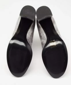 Flash Sale 🌟 Stella McCartney Metallic Silver Python Embossed Faux Leather Ankle 🥾 Boots Size 40 For 👩 Women 🥰 -Stella McCartney Shop luxury women stella mccartney new shoes p634339 007