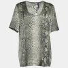 Best deal ๐ Stella McCartney Grey Snakeskin Print Silk Blouse M For ๐ฉ Women โจ 2 Best deal ๐ Stella McCartney Grey Snakeskin Print Silk Blouse M For ๐ฉ Women โจ -Stella McCartney Shop luxury women stella mccartney used clothes p653507 002