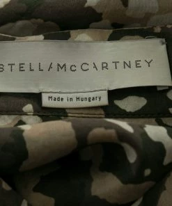 Buy โ Stella McCartney Green Camouflage Print Silk Pocketed Button Front Blouse M For ๐ฉ Women ๐ 10 Buy โ Stella McCartney Green Camouflage Print Silk Pocketed Button Front Blouse M For ๐ฉ Women ๐ -Stella McCartney Shop luxury women stella mccartney used clothes p666498 003