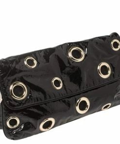 Best Sale 🎁 Stella McCartney Black Faux Patent Leather Rivet Flap Clutch For 👩 Women 😉 -Stella McCartney Shop luxury women stella mccartney used handbags p460631 004