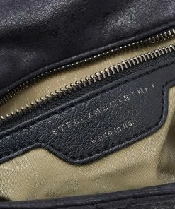 Outlet ๐ฅ Stella McCartney Black Faux Quilted Leather Falabella Shoulder Bag For ๐ฉ Women ๐ฅฐ 21 Outlet ๐ฅ Stella McCartney Black Faux Quilted Leather Falabella Shoulder Bag For ๐ฉ Women ๐ฅฐ -Stella McCartney Shop luxury women stella mccartney used handbags p537752 011