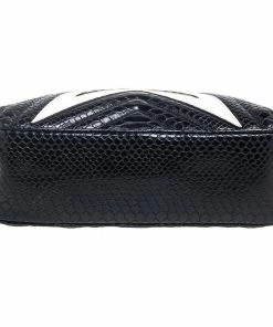 Best Sale ๐ Stella McCartney White/Black Python Embossed Faux Leather Star Crossbody Bag For ๐ฉ Women ๐ฅฐ 19 Best Sale ๐ Stella McCartney White/Black Python Embossed Faux Leather Star Crossbody Bag For ๐ฉ Women ๐ฅฐ -Stella McCartney Shop luxury women stella mccartney used handbags p561662 009