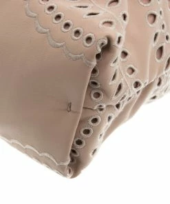 Cheap 🎉 Stella McCartney Beige Faux Leather Eyelet Noma Bucket Bag For 👩 Women 🧨 -Stella McCartney Shop luxury women stella mccartney used handbags p93577 011