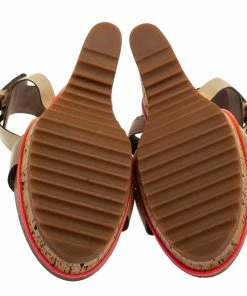 Outlet 🛒 Stella McCartney Cream Suede Ankle Strap Wedge 🩴 Sandals Size 39 For 👩 Women 😍 -Stella McCartney Shop luxury women stella mccartney used shoes p384775 003