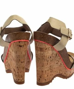 Outlet 🛒 Stella McCartney Cream Suede Ankle Strap Wedge 🩴 Sandals Size 39 For 👩 Women 😍 -Stella McCartney Shop luxury women stella mccartney used shoes p384775 005