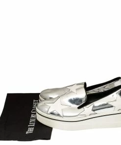 Discount โจ Stella McCartney Metallic Silver Faux Leather Binx Star Platform Slip On ๐ Sneakers Size 41 For ๐ฉ Women โจ 17 Discount โจ Stella McCartney Metallic Silver Faux Leather Binx Star Platform Slip On ๐ Sneakers Size 41 For ๐ฉ Women โจ -Stella McCartney Shop luxury women stella mccartney used shoes p392377 002