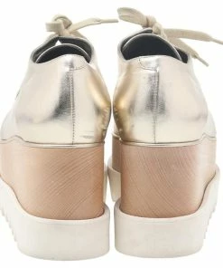 Deals ✔️ Stella McCartney Gold Faux Leather Elyse Platform Derby Size 36 For 👩 Women 🔥 14 Deals ✔️ Stella McCartney Gold Faux Leather Elyse Platform Derby Size 36 For 👩 Women 🔥 -Stella McCartney Shop luxury women stella mccartney used shoes p534726 1636772939 004