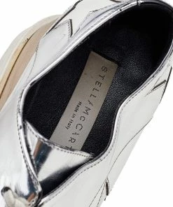 Outlet 😍 Stella McCartney Silver/White Faux Patent And Leather Elyse Star Platform Lace Up 👟 Sneakers Size 38 For 👩 Women ✔️ -Stella McCartney Shop luxury women stella mccartney used shoes p556925 007