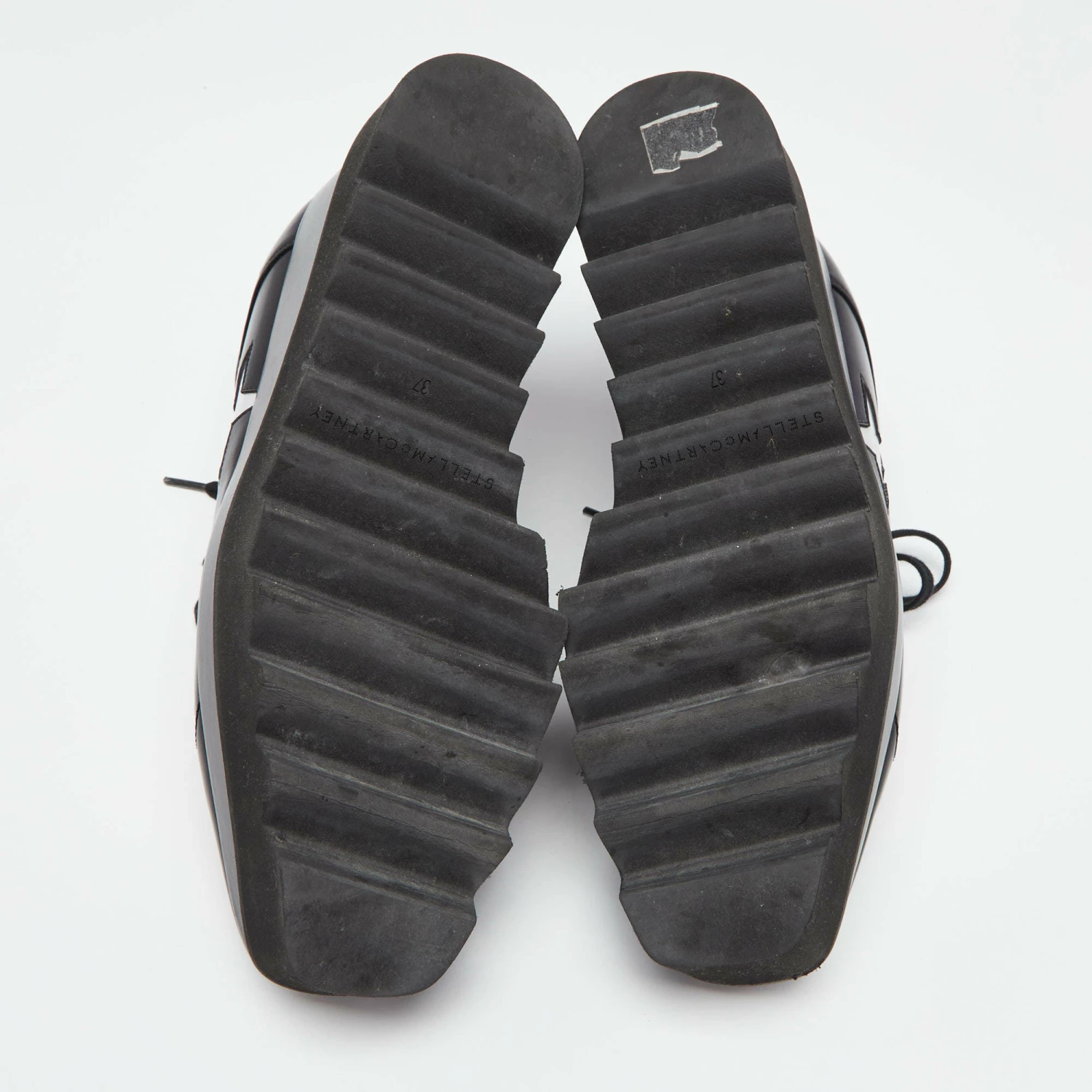 Discount 🤩 Stella McCartney Black Faux Leather Elyse Star Platform Lace Up 👟 Sneakers Size 37 For 👩 Women ⭐ 8 Discount 🤩 Stella McCartney Black Faux Leather Elyse Star Platform Lace Up 👟 Sneakers Size 37 For 👩 Women ⭐ - Image 6