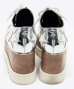 Outlet 🔥 Stella McCartney Silver/White Faux Patent And Faux Leather Elyse Star Platform Lace Up 👟 Sneakers Size 38 For 👩 Women 🔥 -Stella McCartney Shop luxury women stella mccartney used shoes p668862 004