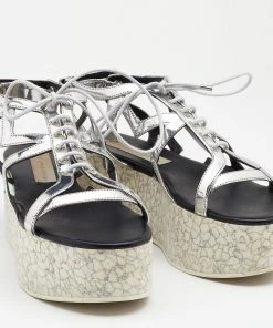Cheap 🤩 Stella McCartney Metallic Silver Cut Out Faux Leather Hackney Printed Wedge Platform 🩴 Sandals Size 37 For 👩 Women 🎁 -Stella McCartney Shop luxury women stella mccartney used shoes p669402 006