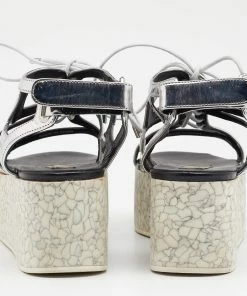 Cheap 🤩 Stella McCartney Metallic Silver Cut Out Faux Leather Hackney Printed Wedge Platform 🩴 Sandals Size 37 For 👩 Women 🎁 -Stella McCartney Shop luxury women stella mccartney used shoes p669402 008